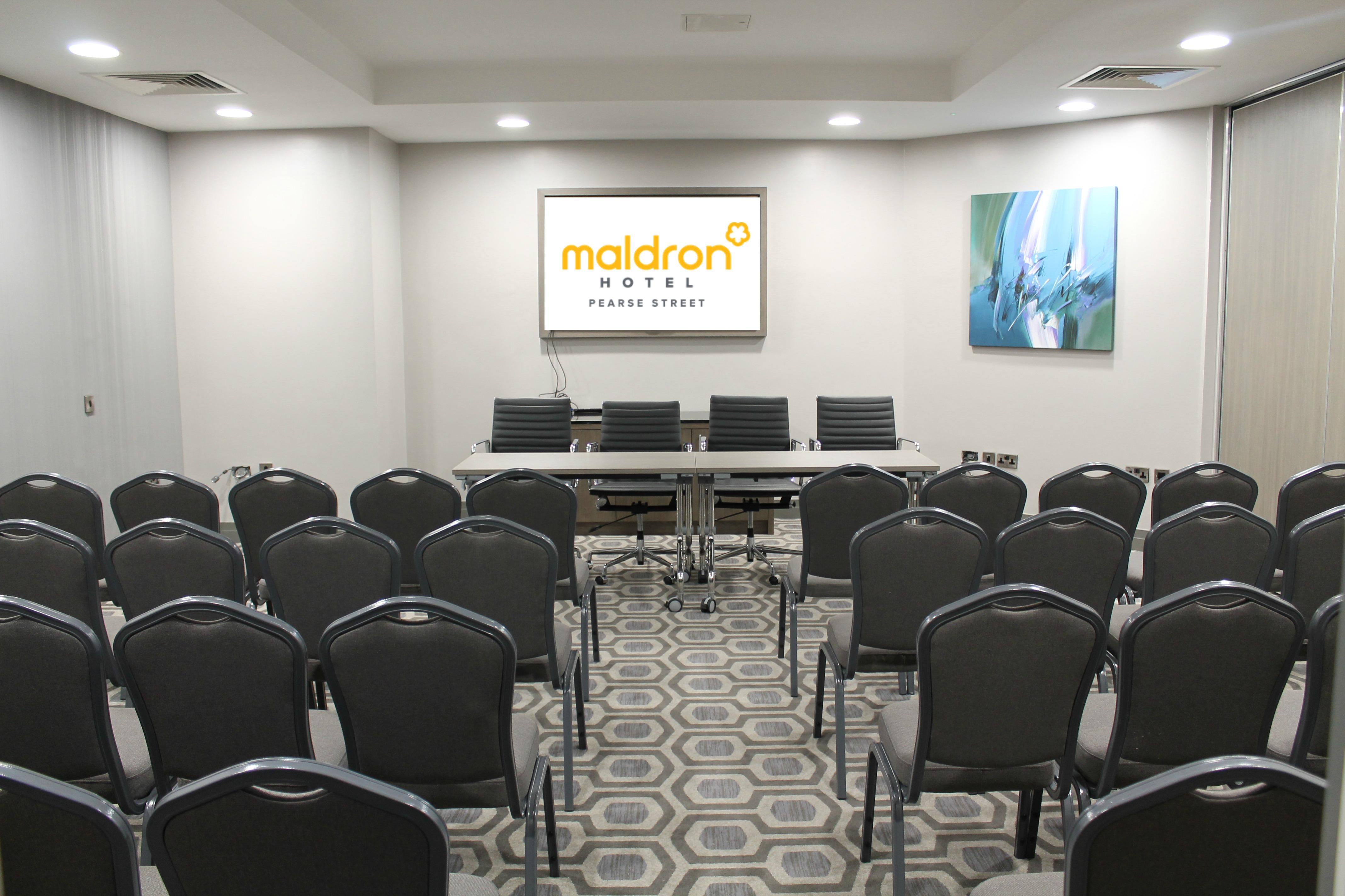 Maldron Hotel Pearse Street Dublin City Esterno foto