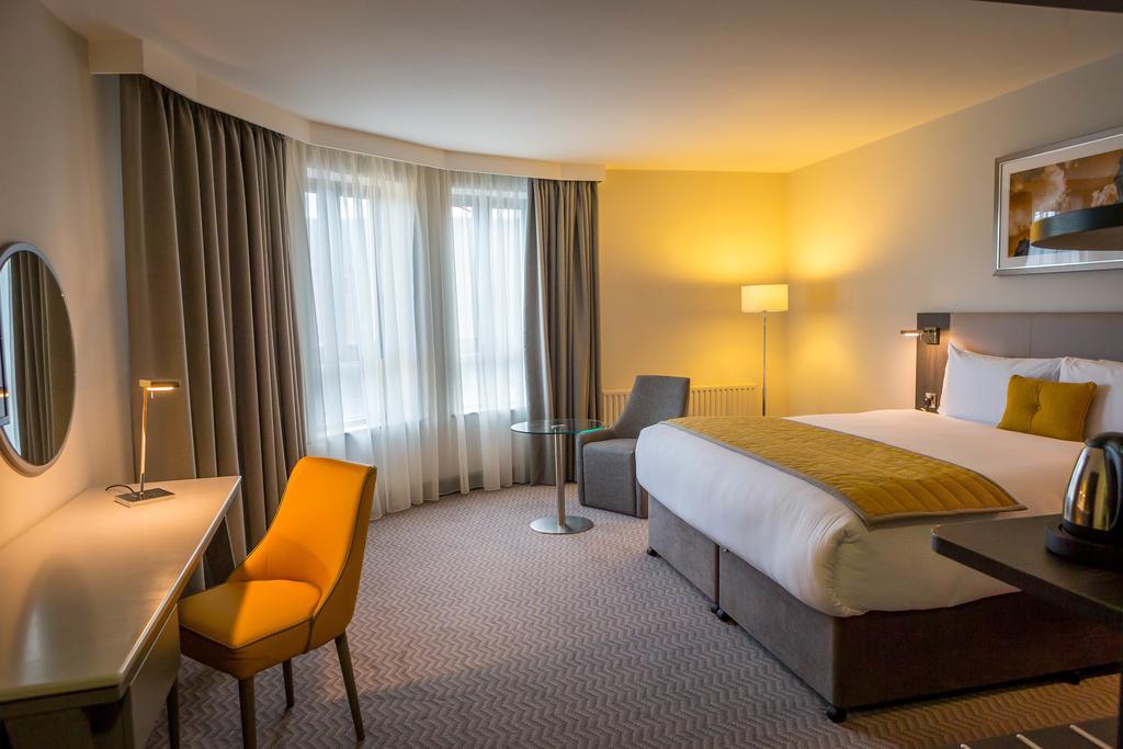 Maldron Hotel Pearse Street Dublin City Esterno foto
