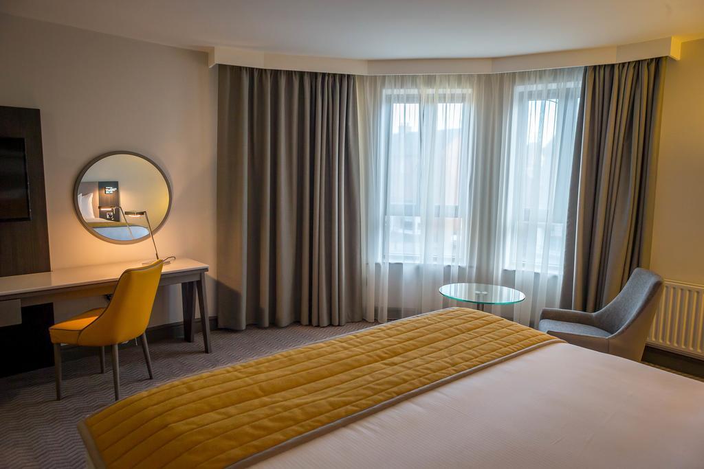 Maldron Hotel Pearse Street Dublin City Esterno foto